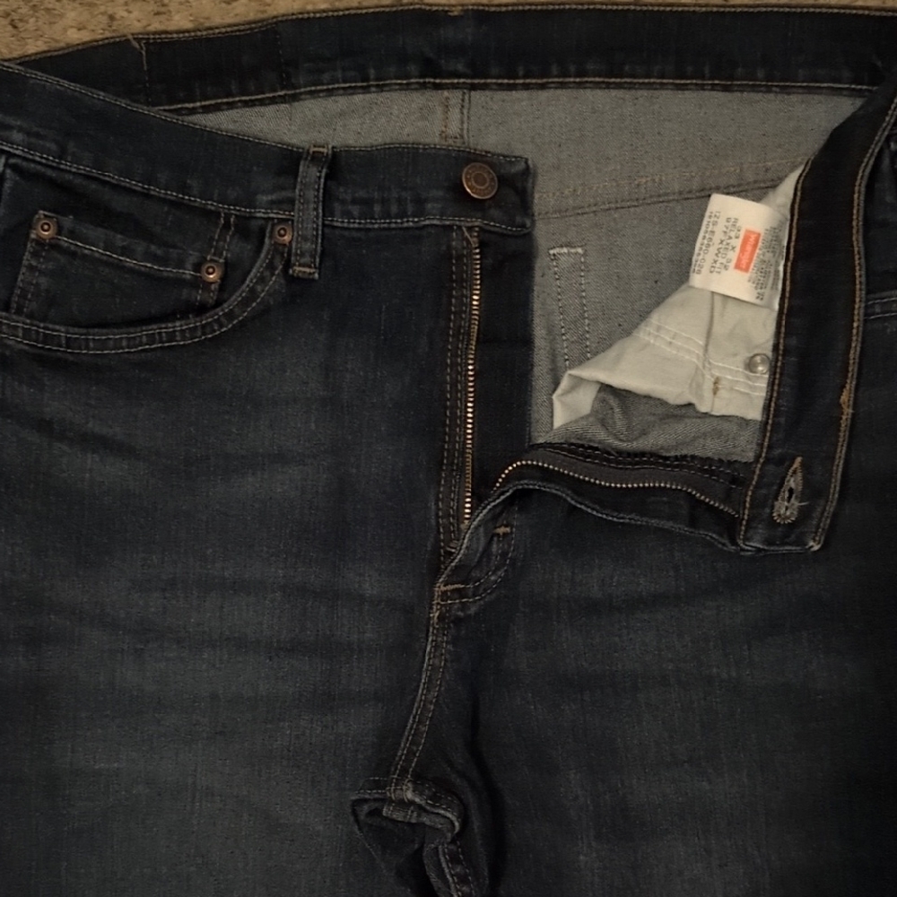 Wrangler Men's Dark Blue Straight Jeans - Picture 2 of 5